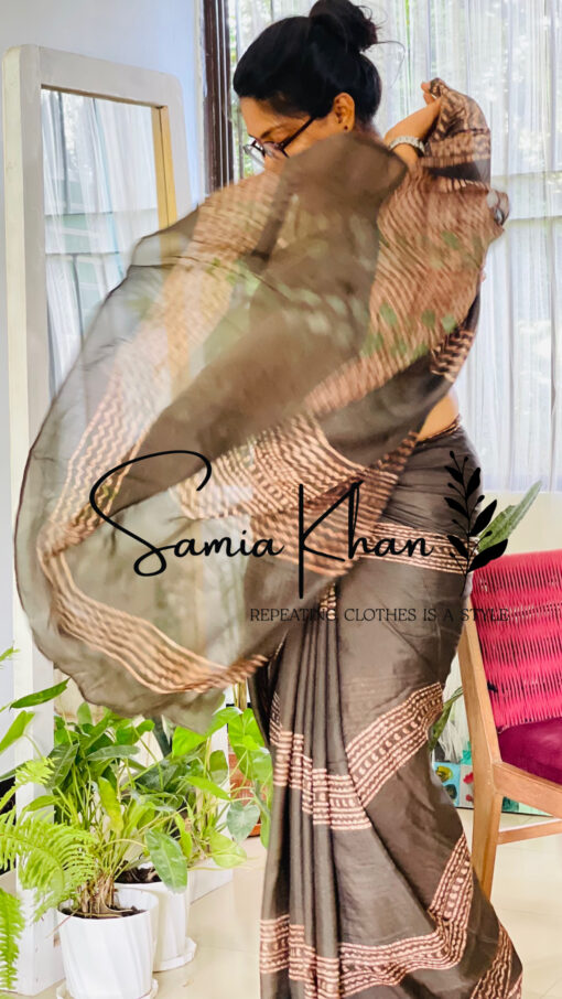 Maslin saree from Bangladesh