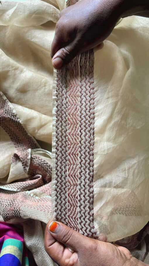 Tea Beige maslin Kantha Saree - Image 2