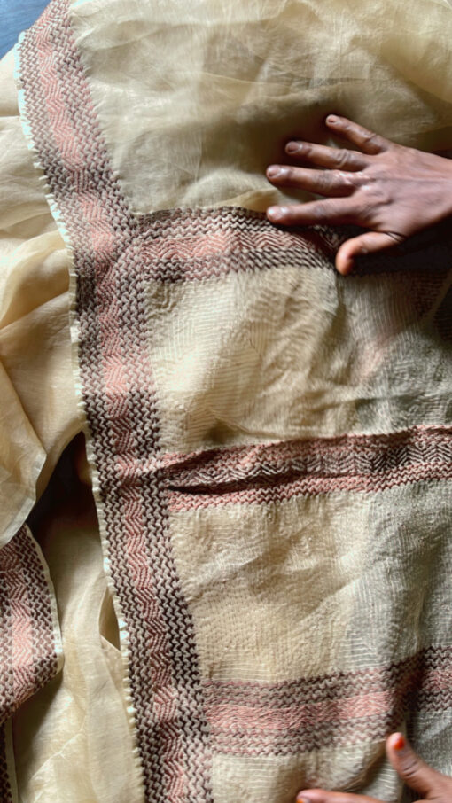 Tea Beige maslin Kantha Saree - Image 4