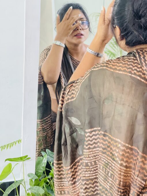 Maslin saree from Bangladesh