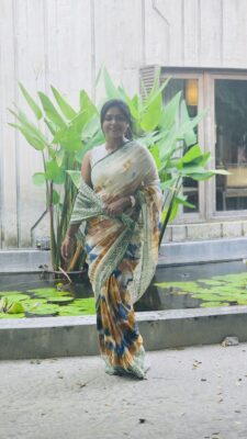 Half silk saree from Maslin