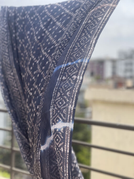 Maslin saree from Bangladesh