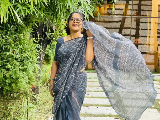 Dark indigo Soft Maslin Saree - Image 19
