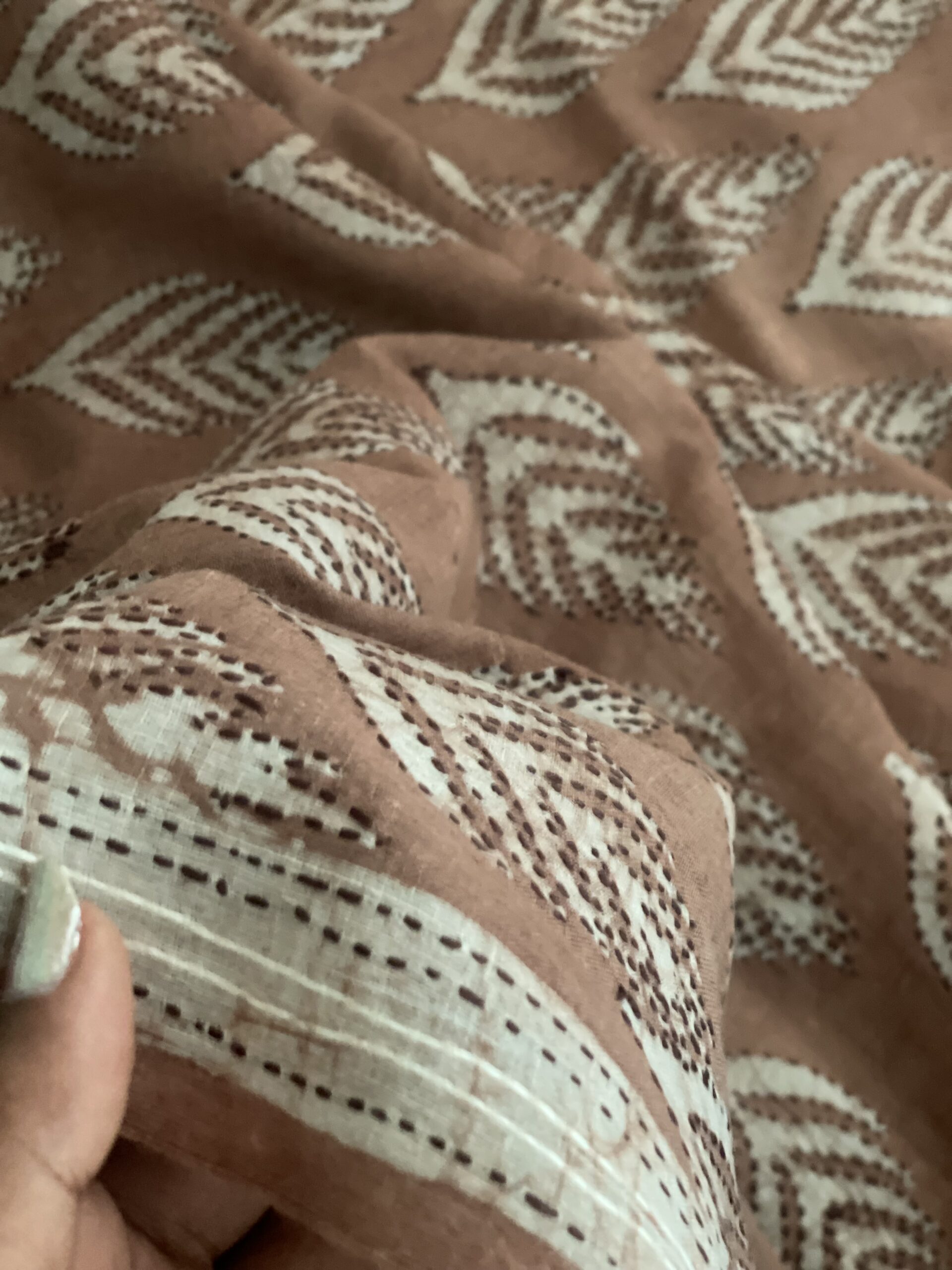 Dried Rose Handloom Cotton Anokhi Kantha Saree - Image 2