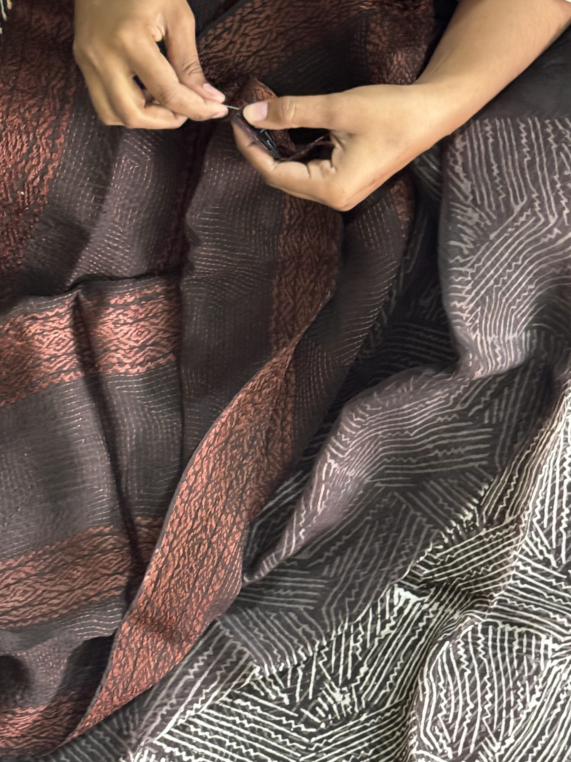 Burnt Terracotta Kantha Silk Saree - Image 11