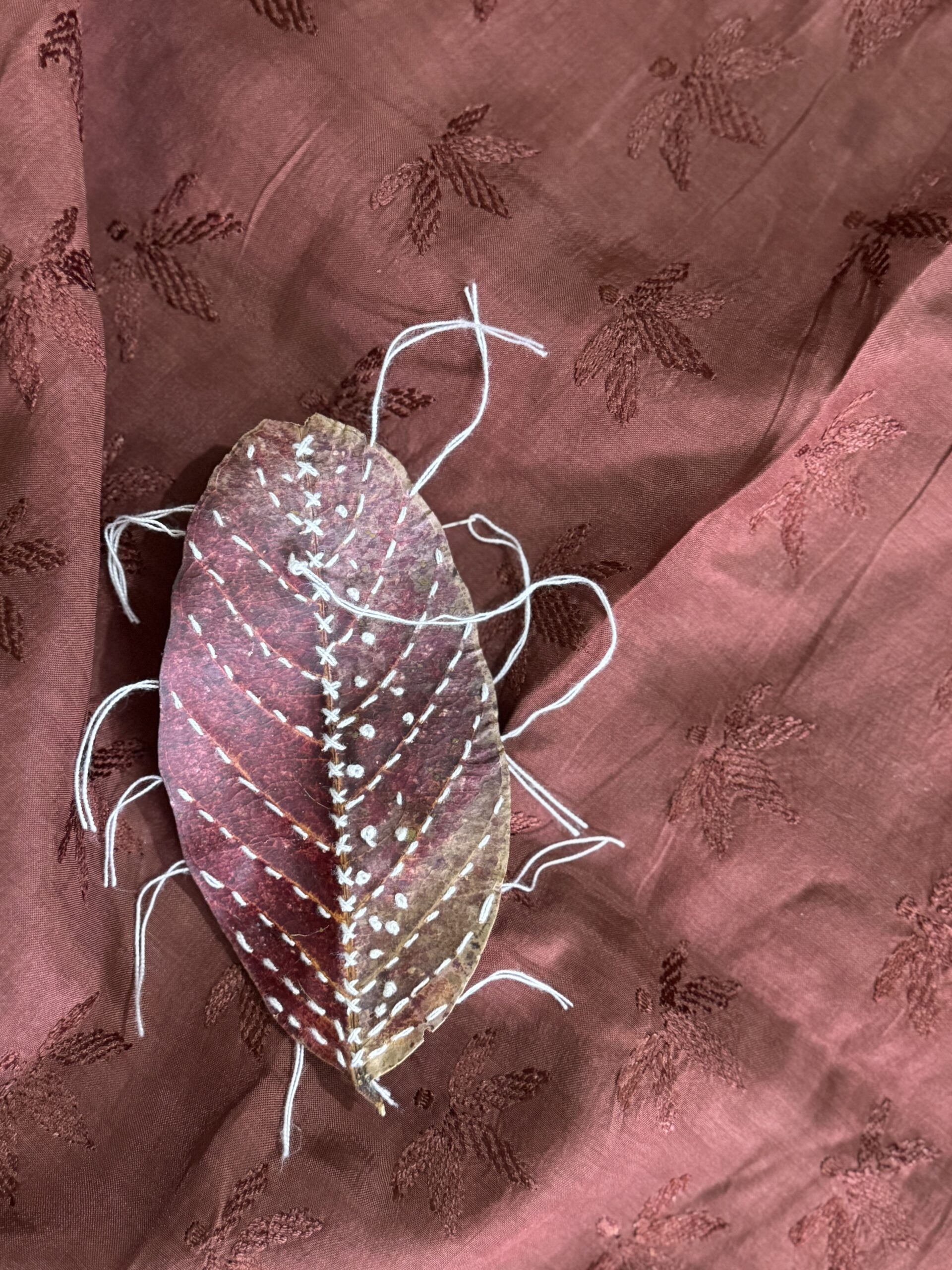 Clayfire Poddo Naturally Dyed Catechu Brown Kantha Saree - Image 4