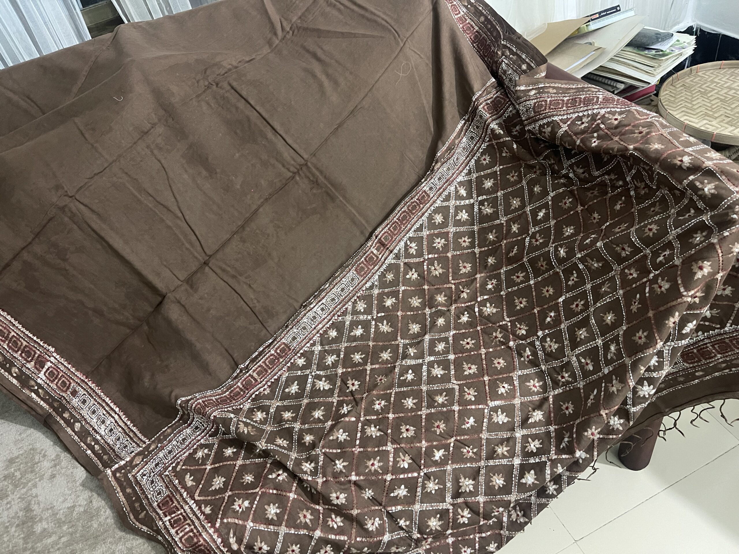 Mridula Brown Handloom Anokhi Kantha Saree - Image 7