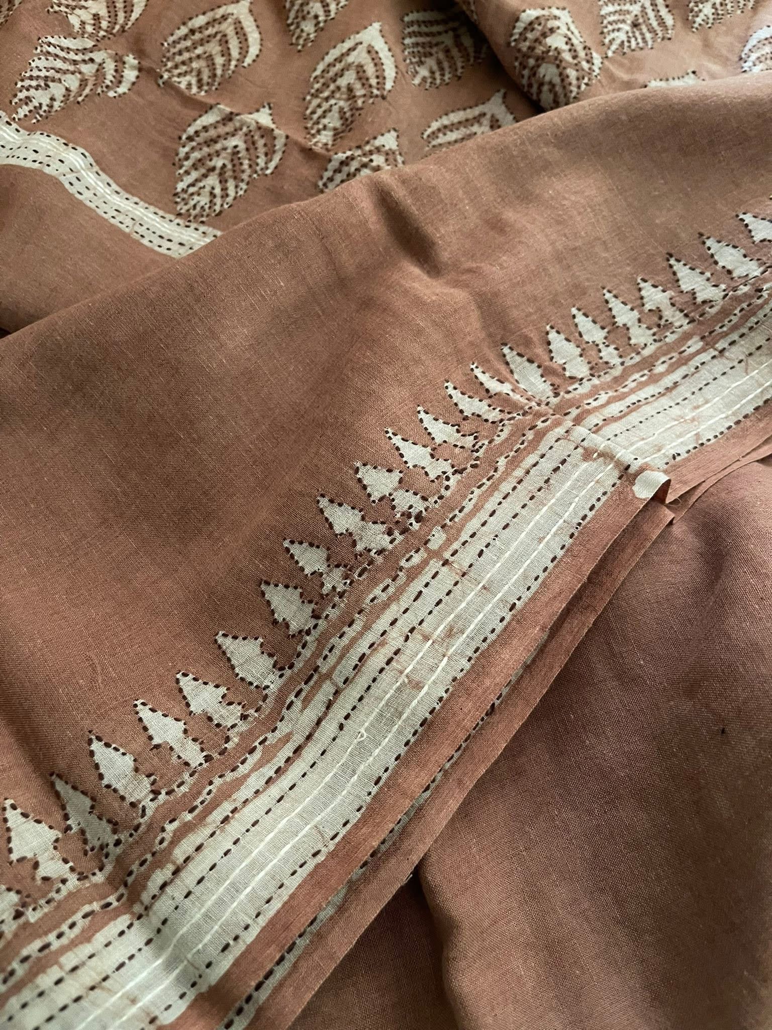 Dried Rose Handloom Cotton Anokhi Kantha Saree - Image 15
