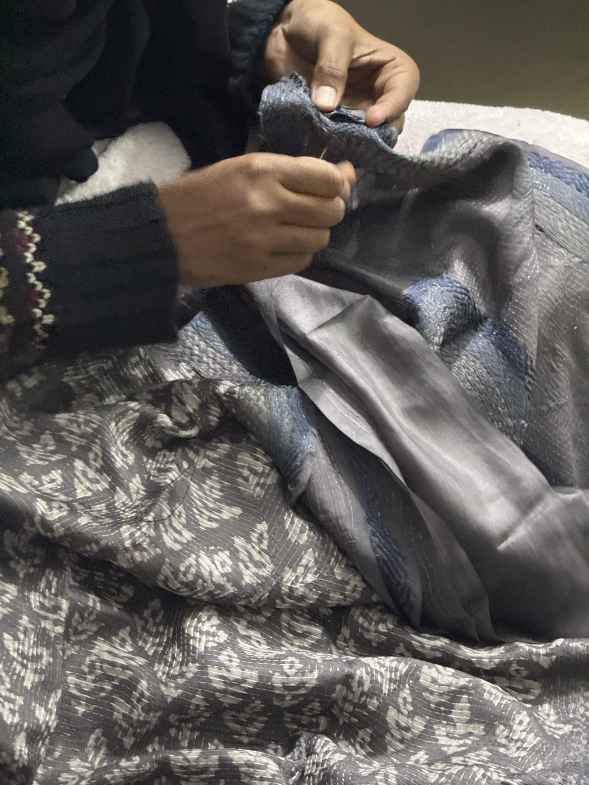 Smoky Grey Soft Silk Kantha Saree - Image 3