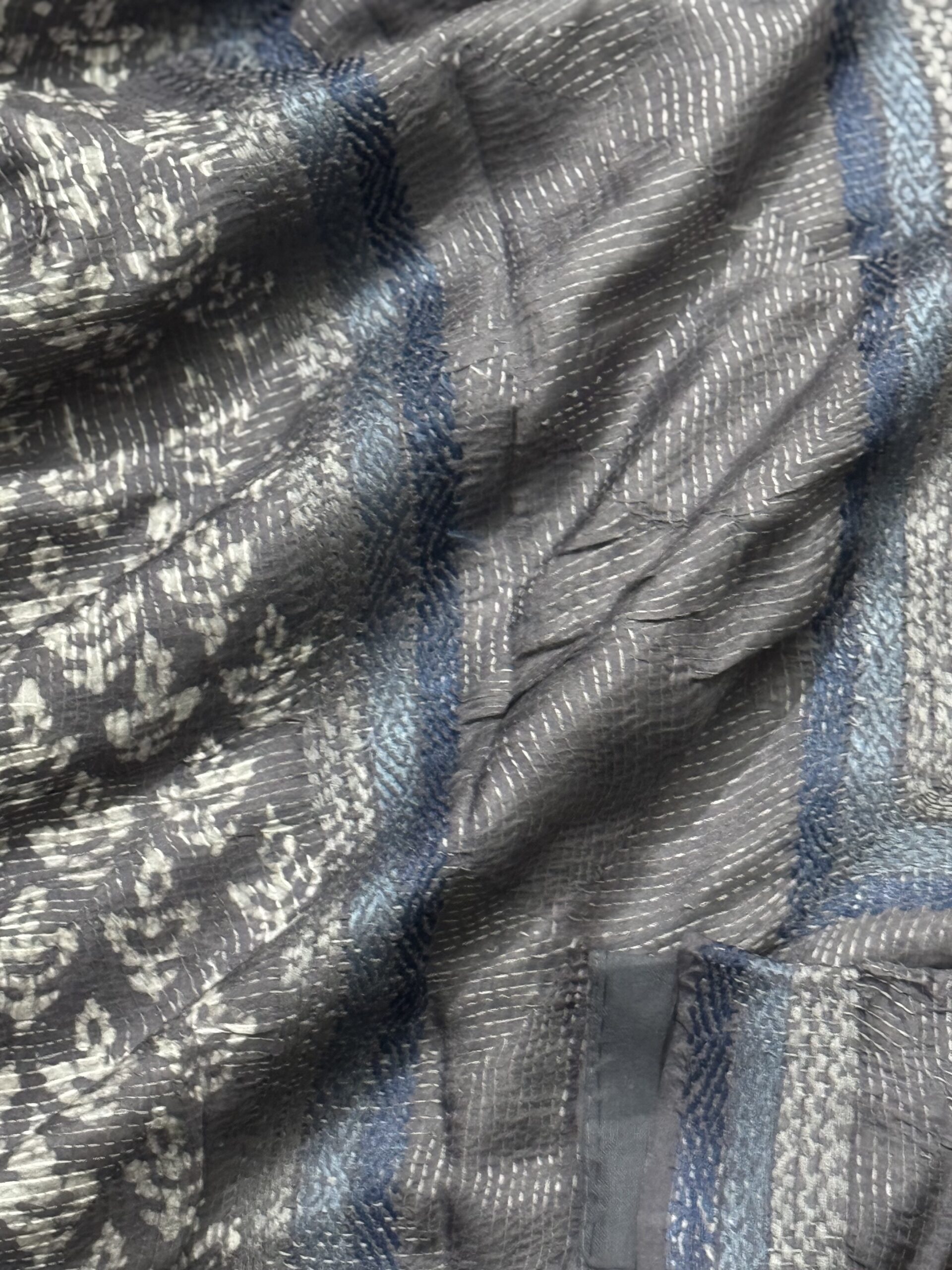 Smoky Grey Soft Silk Kantha Saree - Image 9