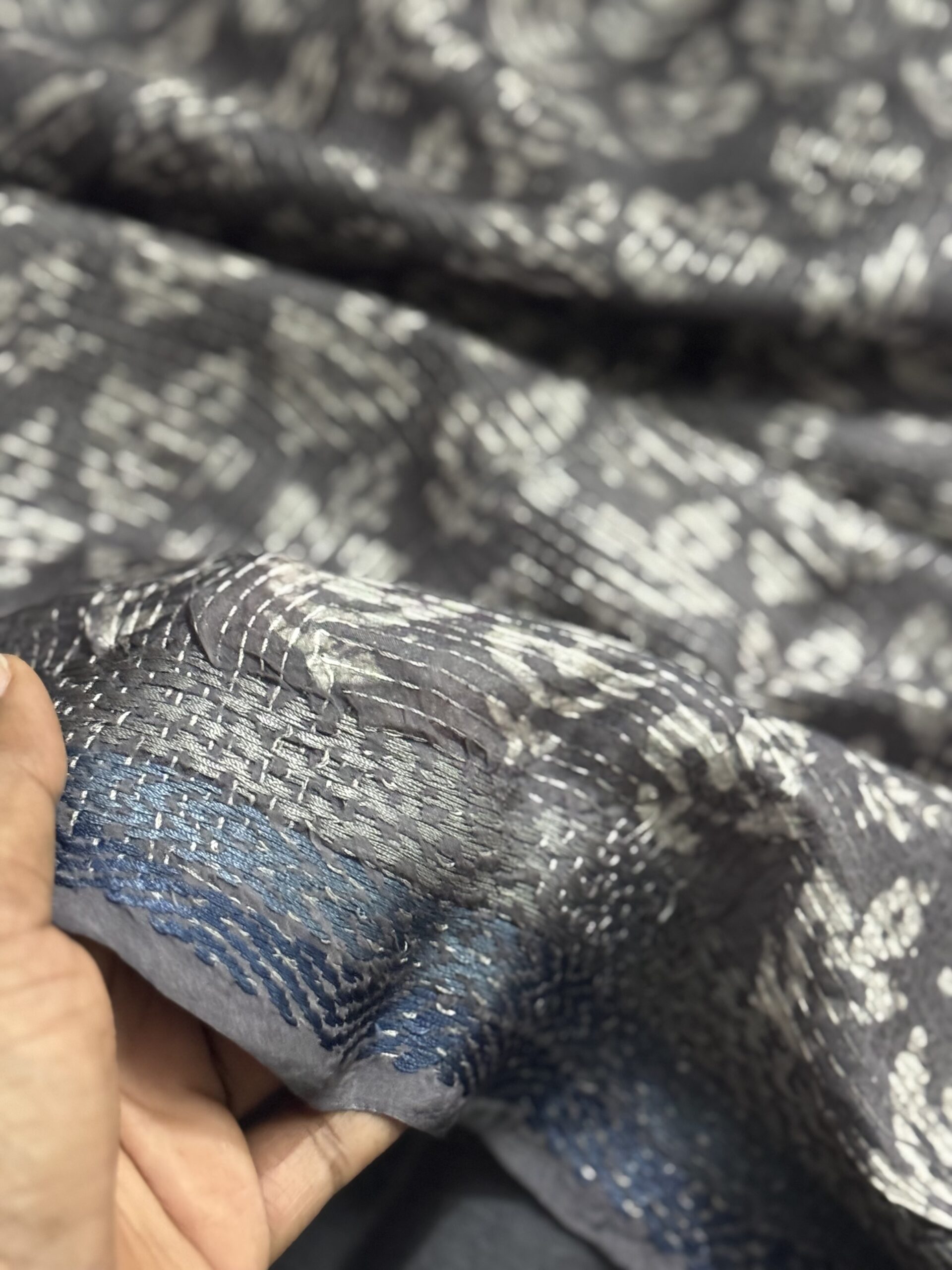 Smoky Grey Soft Silk Kantha Saree - Image 5