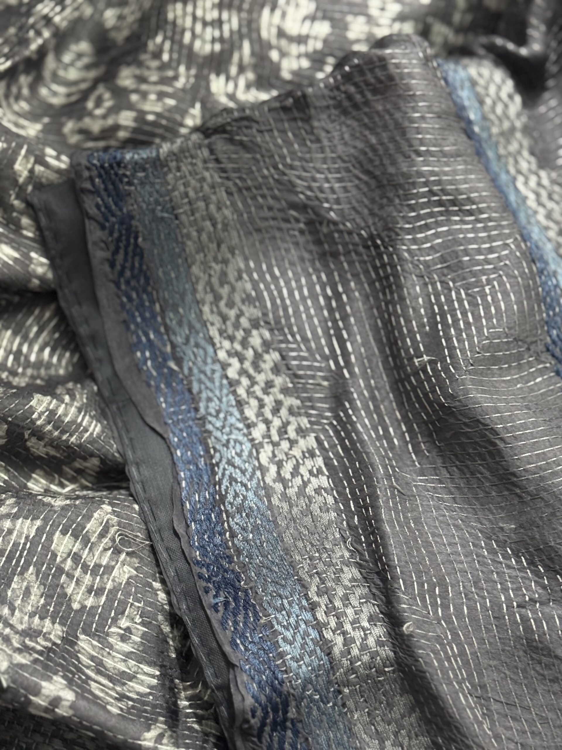 Smoky Grey Soft Silk Kantha Saree - Image 7