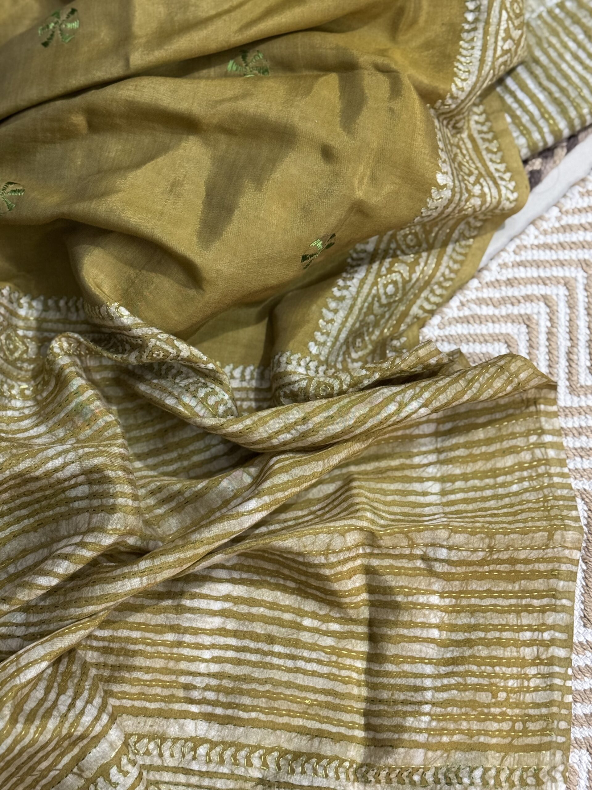 Kanak Prabha – Lime Gold Hand-Embroidered Silk Kurti Set - Image 11