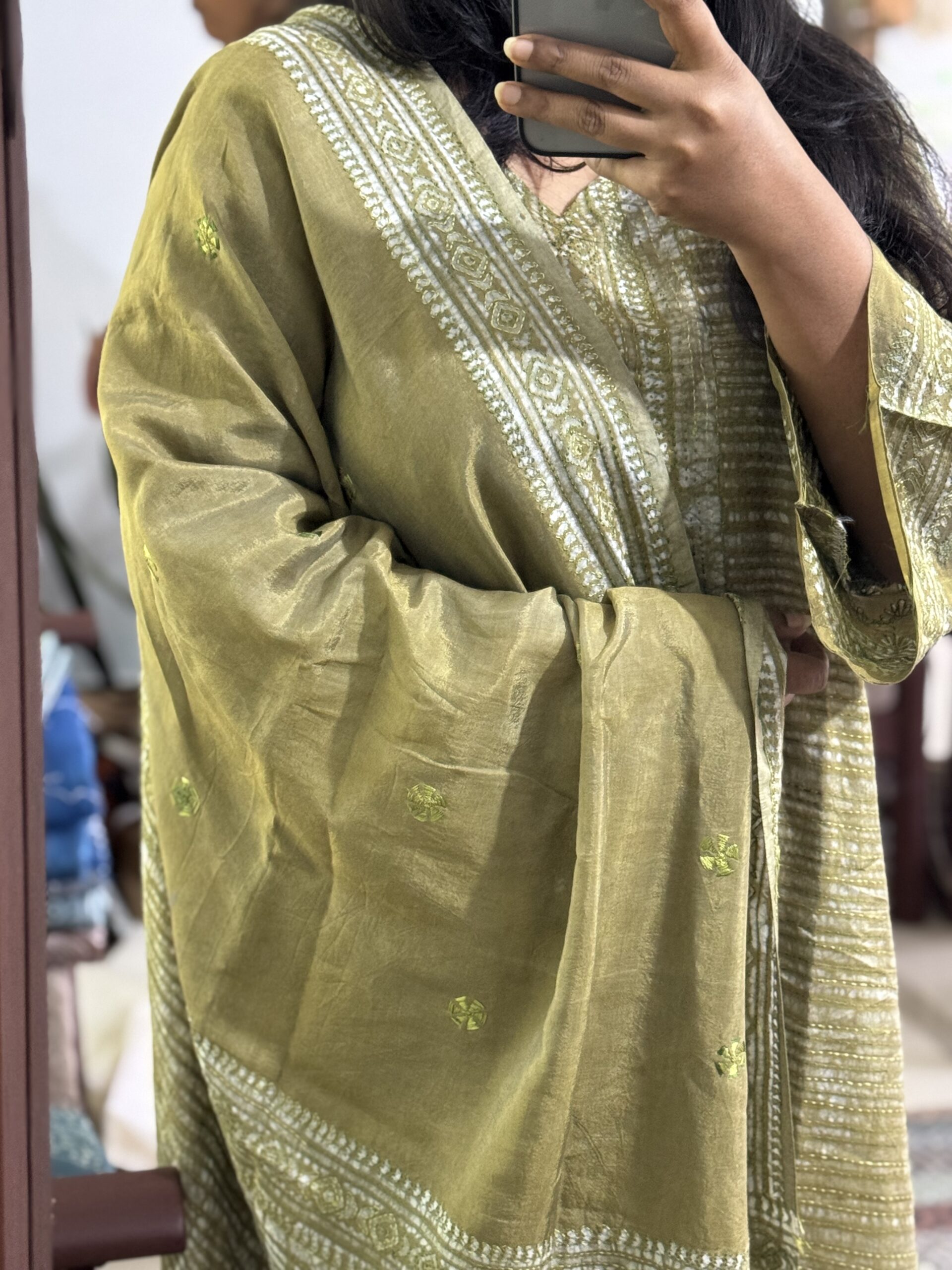 Kanak Prabha – Lime Gold Hand-Embroidered Silk Kurti Set - Image 4